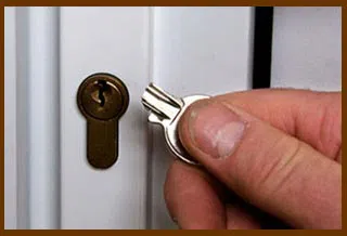 Coral Springs Locksmith Store Coral Springs, FL 954-744-7068 - 14-60-broken-key